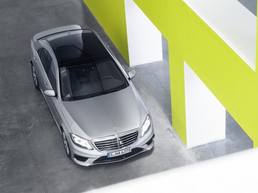  Mercedes-Benz S63 AMG 2013 года  (фото 13 из 30)